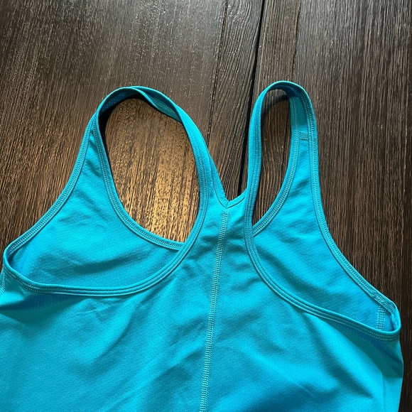 Under Armour Teal and Hot Pink Workout tank tops - Picture 10 of 11